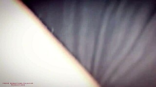 Madrasta menstruada divide cama com enteado sem camisinha, namorada acorda